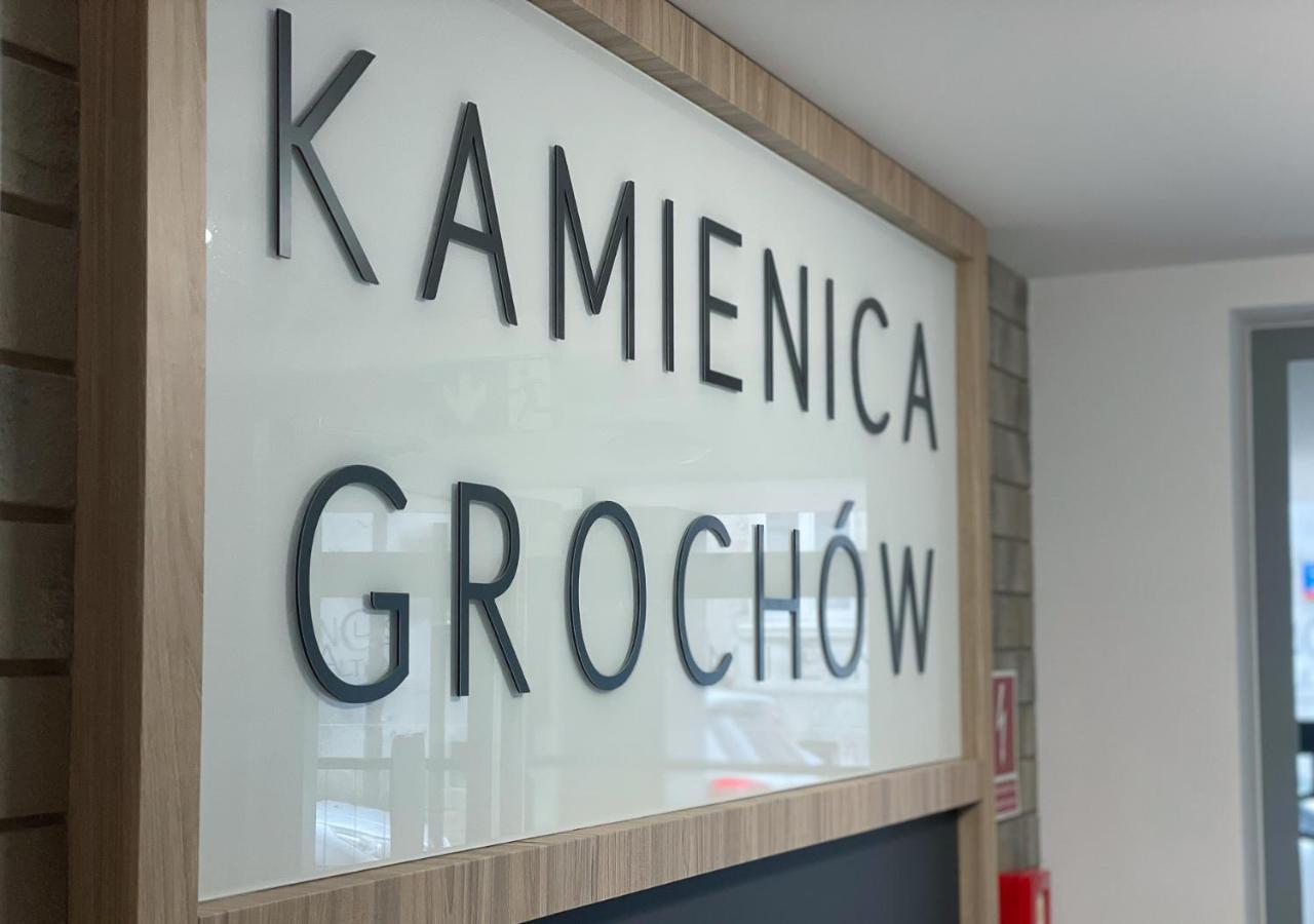 Apartament Sloneczny Kamienica Grochow With Free Parking Varsovia Exterior foto